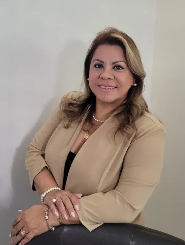 gleida_realtor_bg